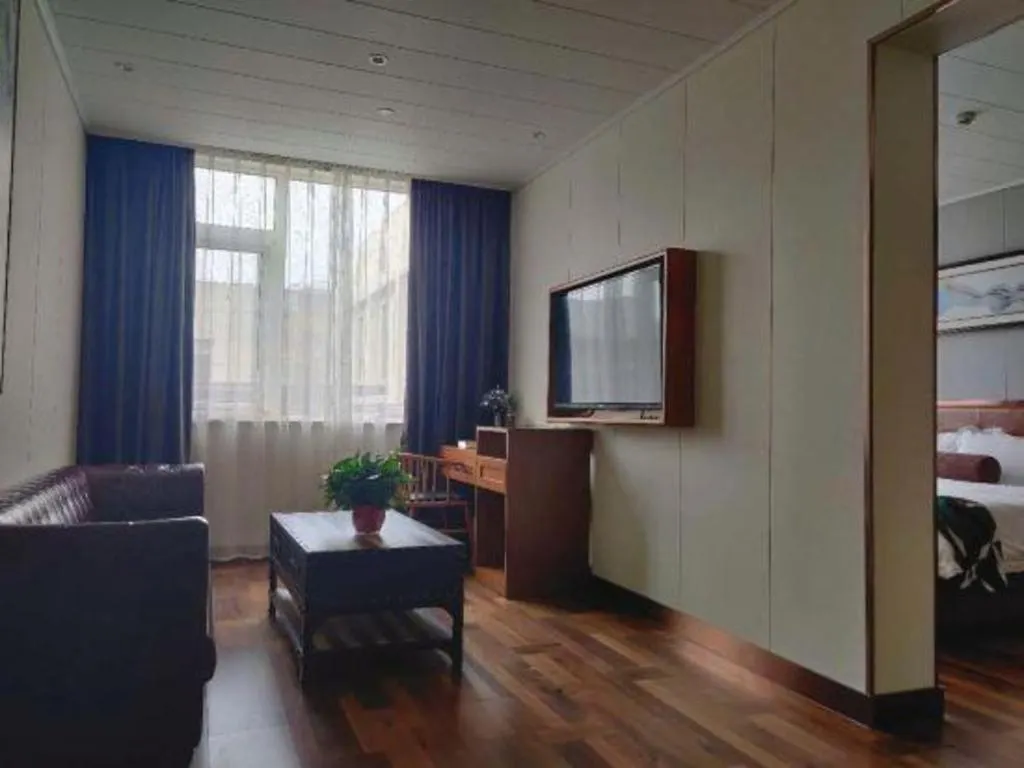 James Joyce Coffetel Anyang Railway Station Wenfeng Avenue Yinxu Scenic Spot Anyang (Henan)